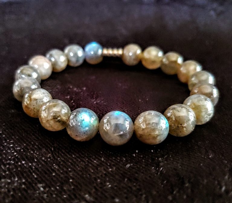 Meditate With Crystals - Learn A Simple Crystal Meditation Technique ...